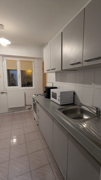 5 min Metrou Timpuri Noi Unirii, Apartament 3 camere Decomandat, 2 Bai, 2AC